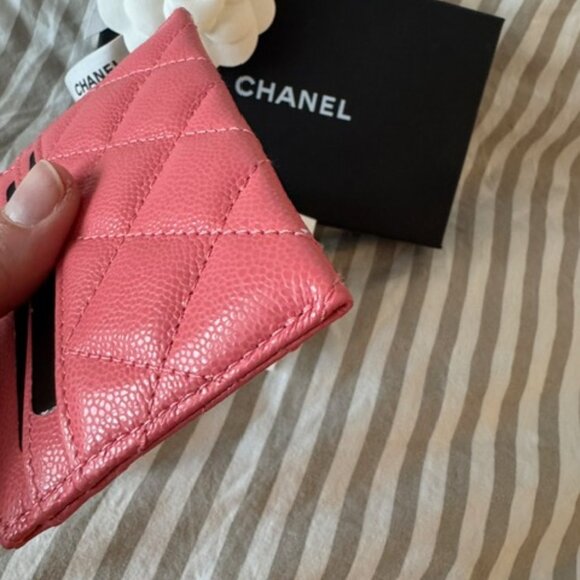 Authentic Chanel Caviar Card Holder Pink - Picture 4 of 7
